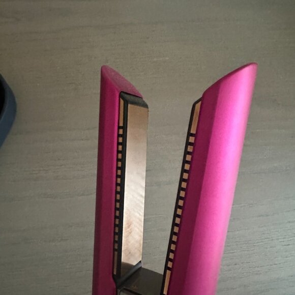 Dyson Corrale Style Straightener - Picture 7 of 8